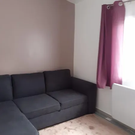 Rose Apartment Pierrefitte-sur-Seine